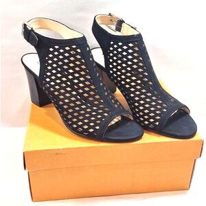 Unisa Ungaila Womens Block Heel Black Velveteen Dress Shoes Size 7.5
